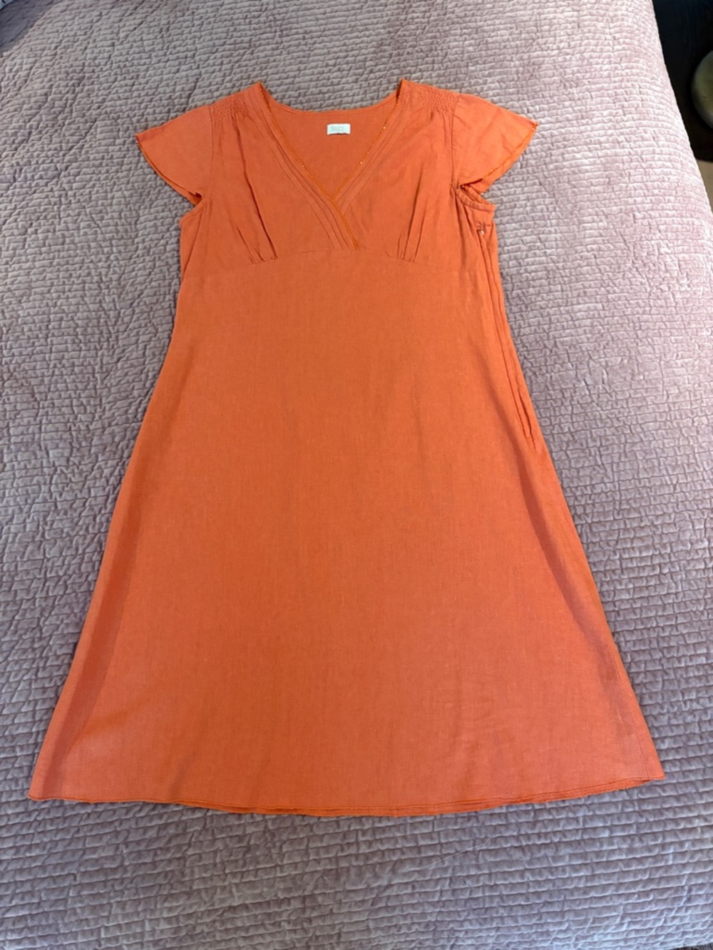 Suzy Shier Orange V-Neck Midi Dress with Flutter Sleeves